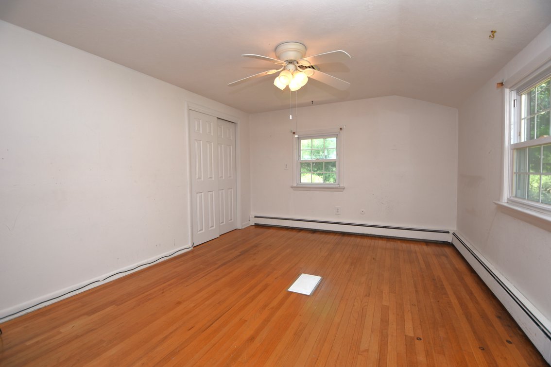 Image for Sale Pending | Real Estate For Sale | 571 Township Line Rd, Telford PA 18969