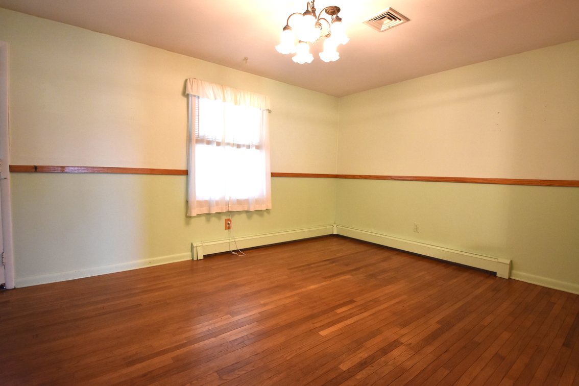Image for Sale Pending | Real Estate For Sale | 571 Township Line Rd, Telford PA 18969