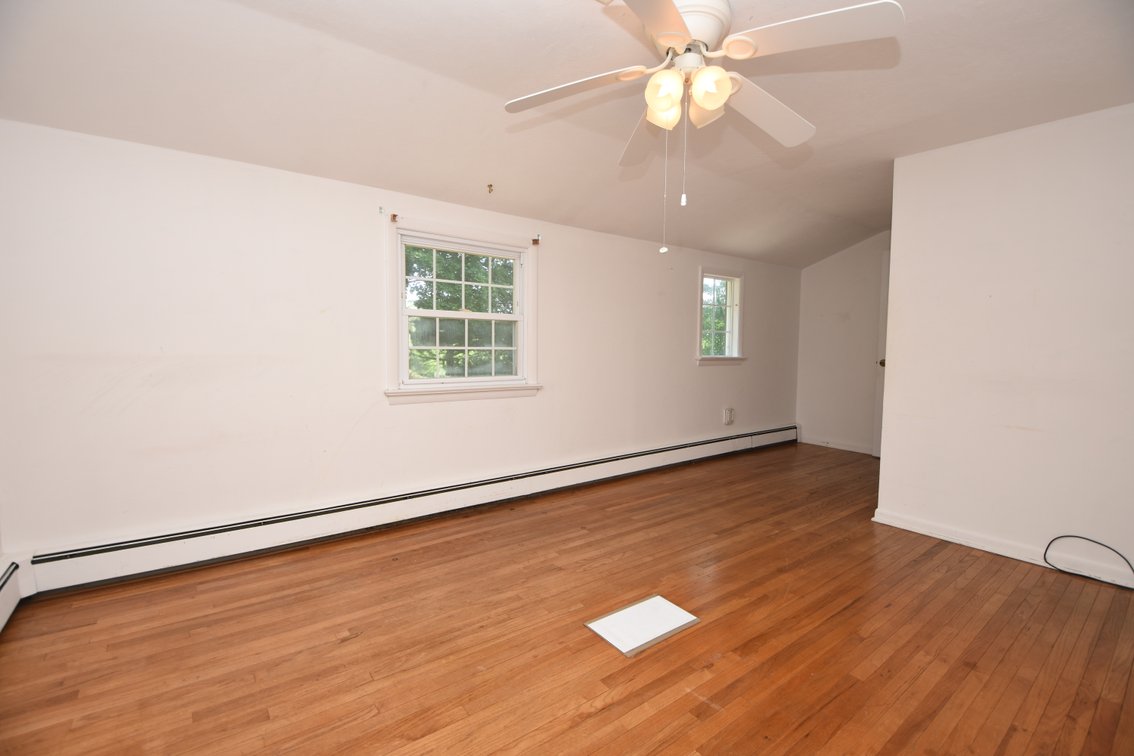 Image for Sale Pending | Real Estate For Sale | 571 Township Line Rd, Telford PA 18969