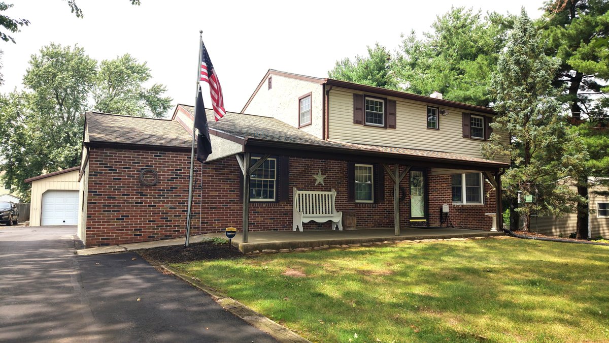 Image for Sale Pending | Real Estate For Sale | 571 Township Line Rd, Telford PA 18969