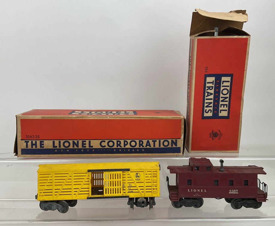 Image for Lionel Steam Engine and Train Cars