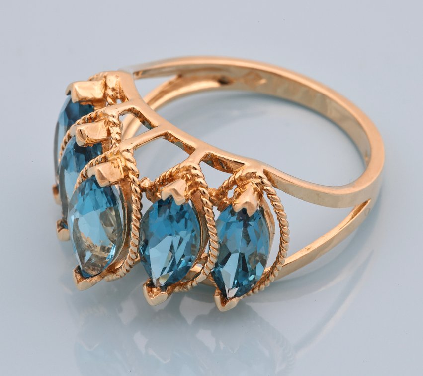 Image for 14K YG Blue Topaz Ring
