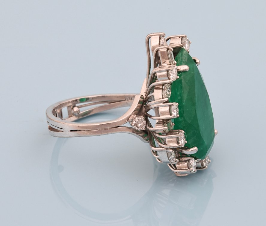 Image for 18k WG Emerald Diamond Ring