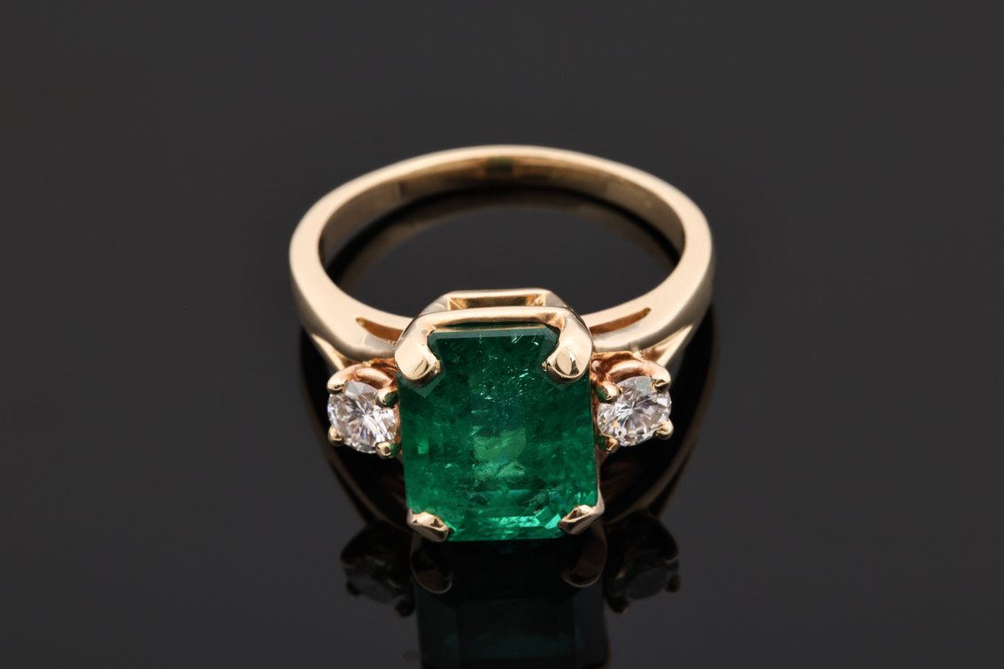 Image for 14K YG Emerald & Diamond Ring