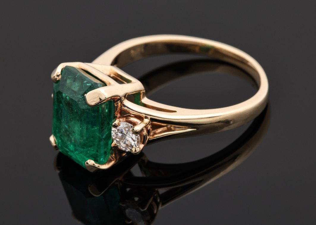 Image for 14K YG Emerald & Diamond Ring