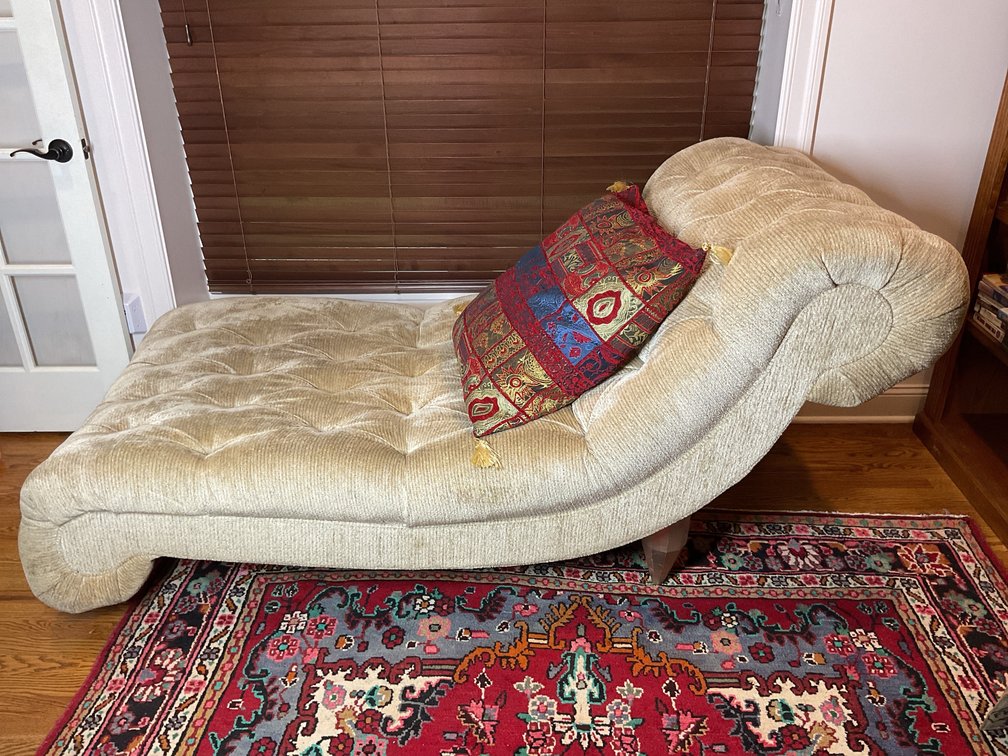 Tufted Upholstered Chaise Lounge with Pillow