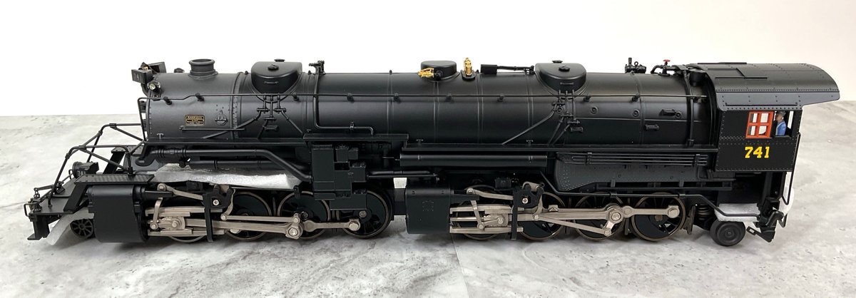 Image for Lionel Virginian 2-8-8-2 Locomotive & Tender