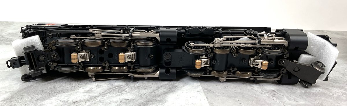 Image for Lionel Virginian 2-8-8-2 Locomotive & Tender