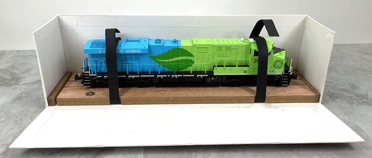 Image for Lionel O-Gauge GE Evolution Hybrid Locomotive