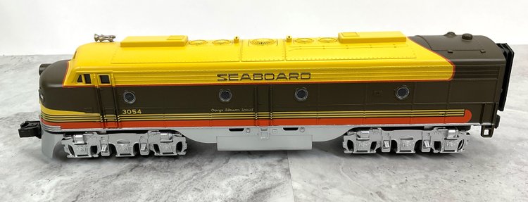 Image for RailKing Seaboard E-8 AA Diesel Engine Set