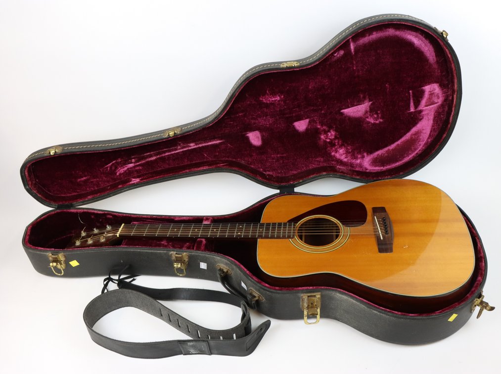 Image for Lot of 2 Acoustic Guitars