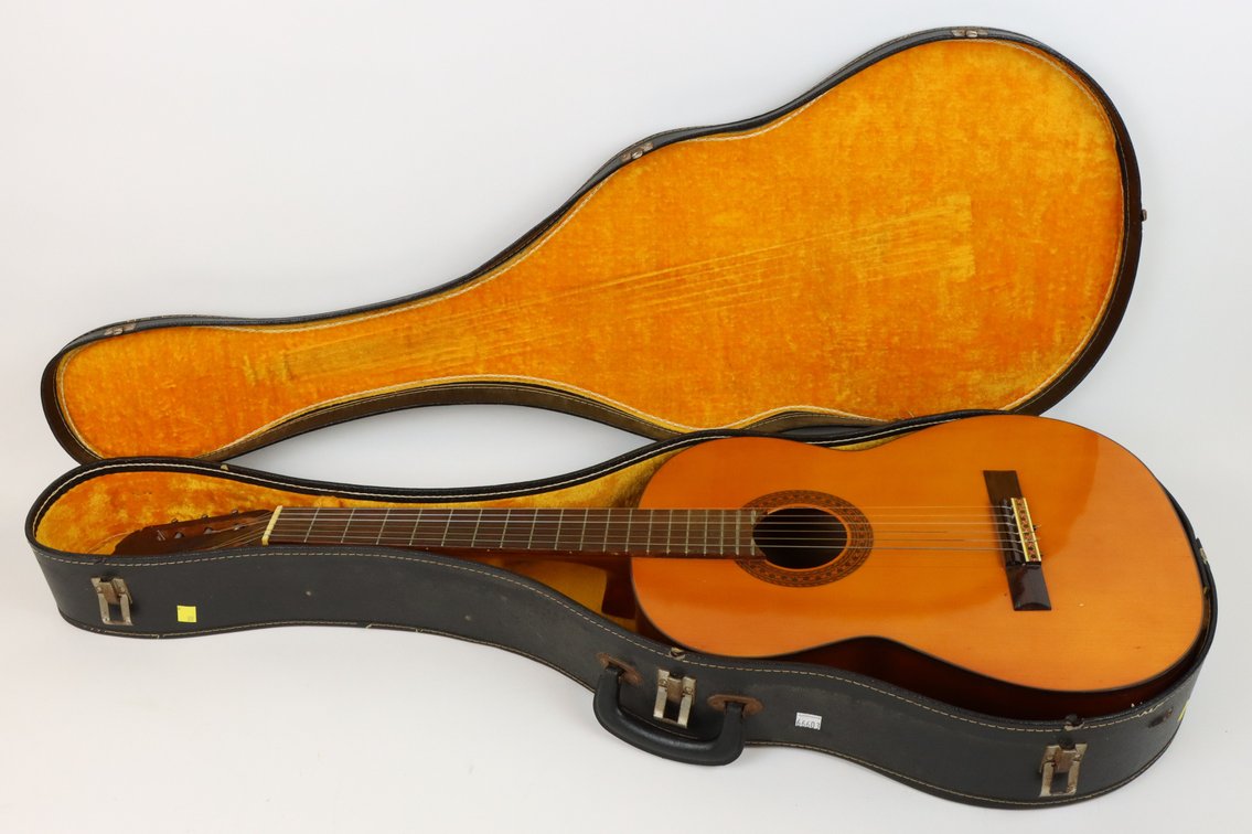 Image for Lot of 2 Acoustic Guitars