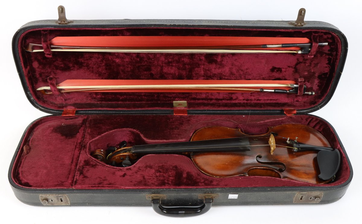 Image for Old 4/4 Violin and 2x Bows