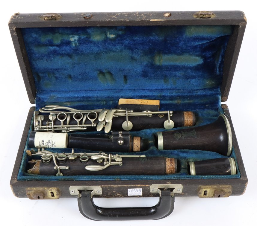 Image for Lot of 2 Clarinets