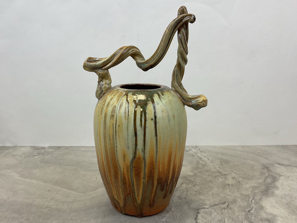Studio Pottery