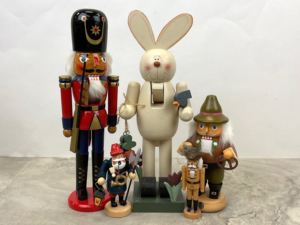 Wooden Nutcrackers & Incense Smoker