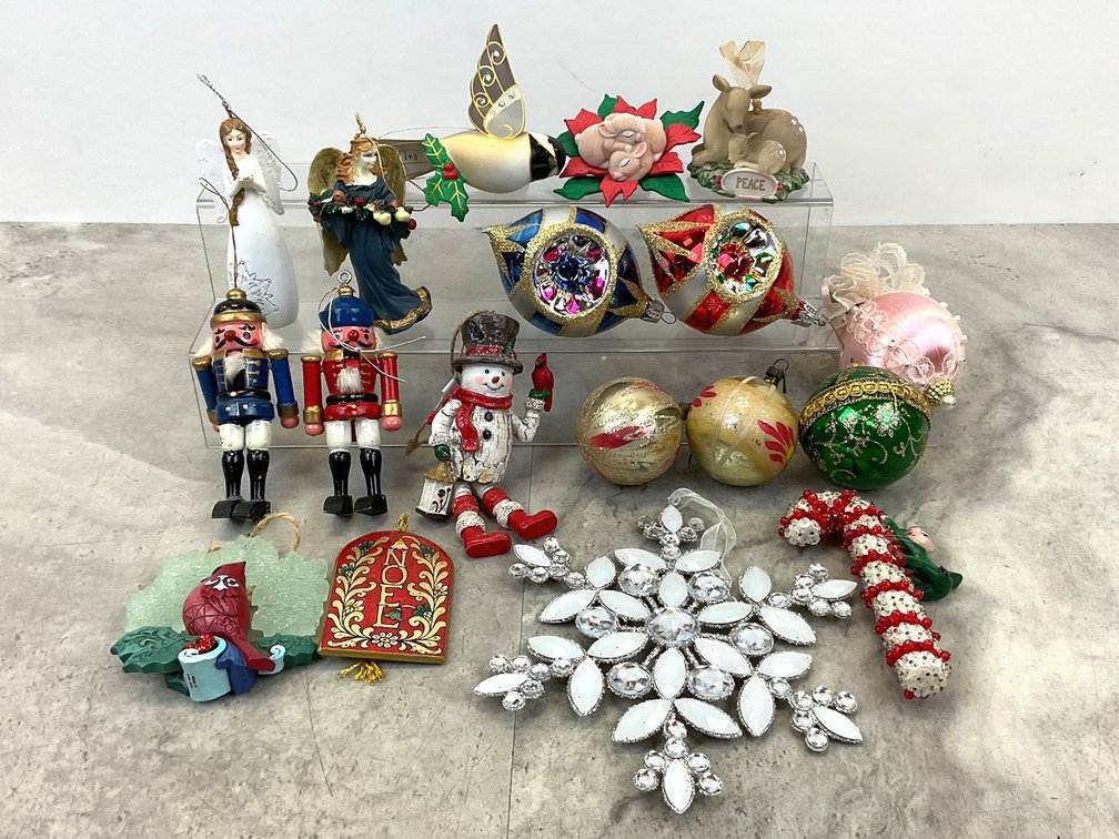 Vintage Holiday Tree Ornaments