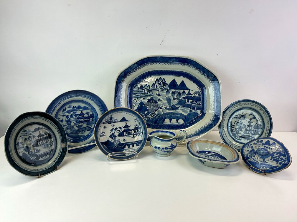 Chinese Export Blue and White Porcelain Tableware