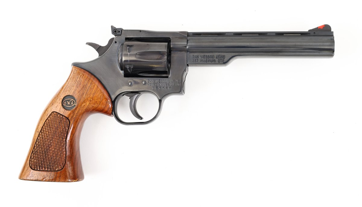 Dan Wesson 15-2V Double Action Revolver