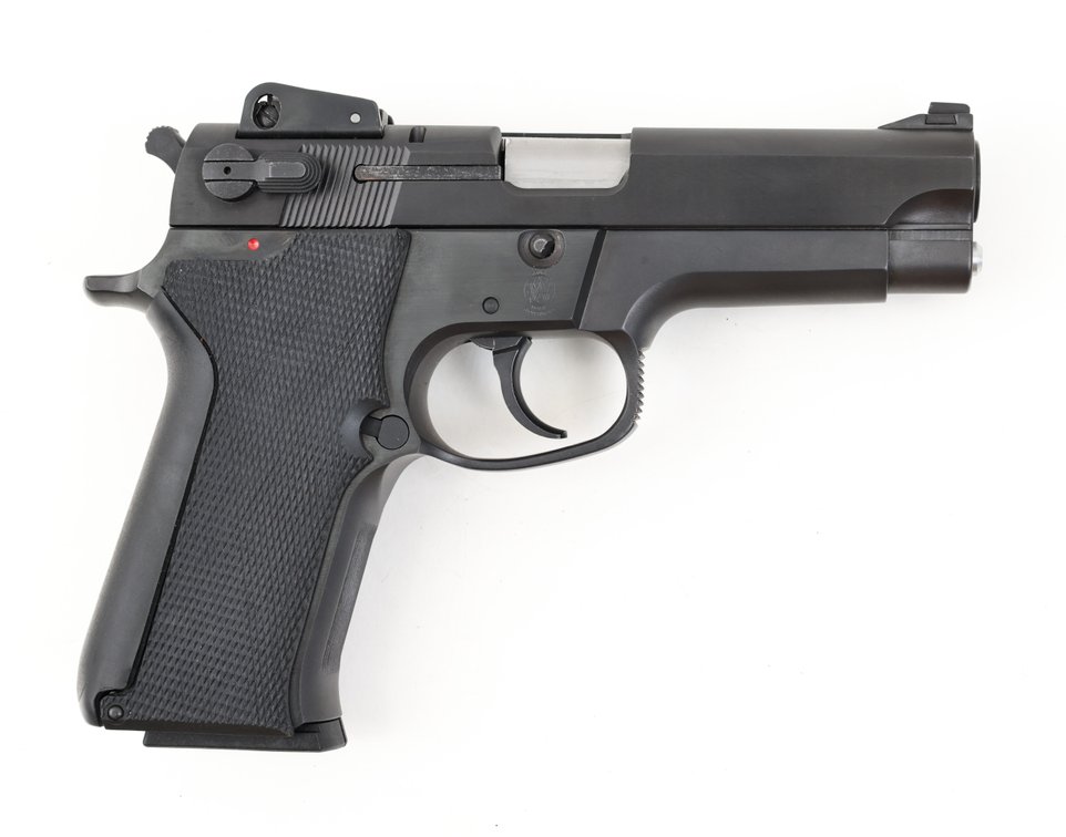Smith & Wesson 5906 Semi-Automatic Pistol