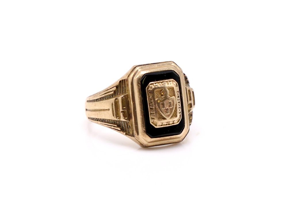 10k YG Class Ring