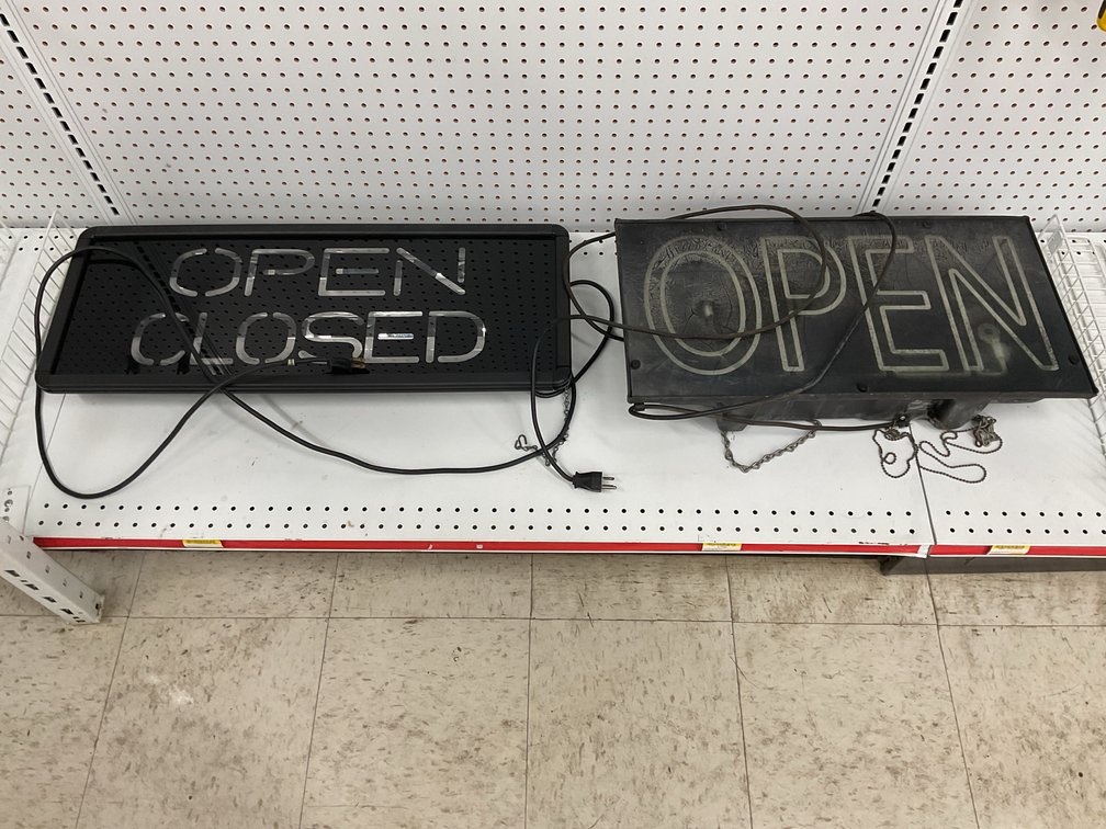 Electric OPEN and OPEN/CLOSED Signs