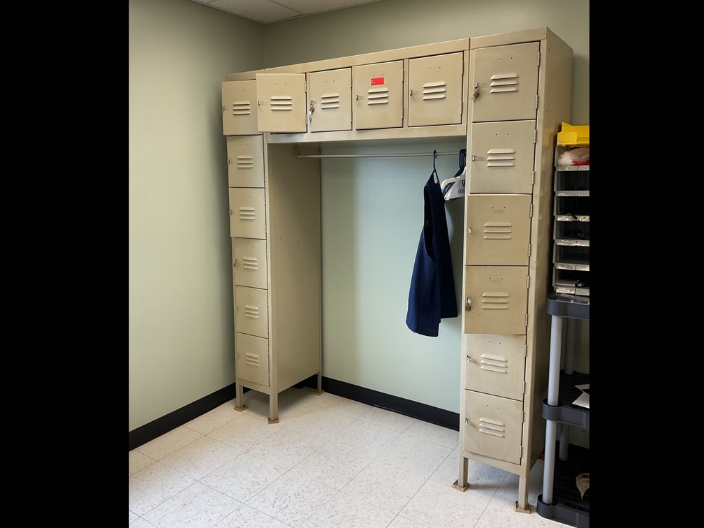 Metal Bridge Locker Unit