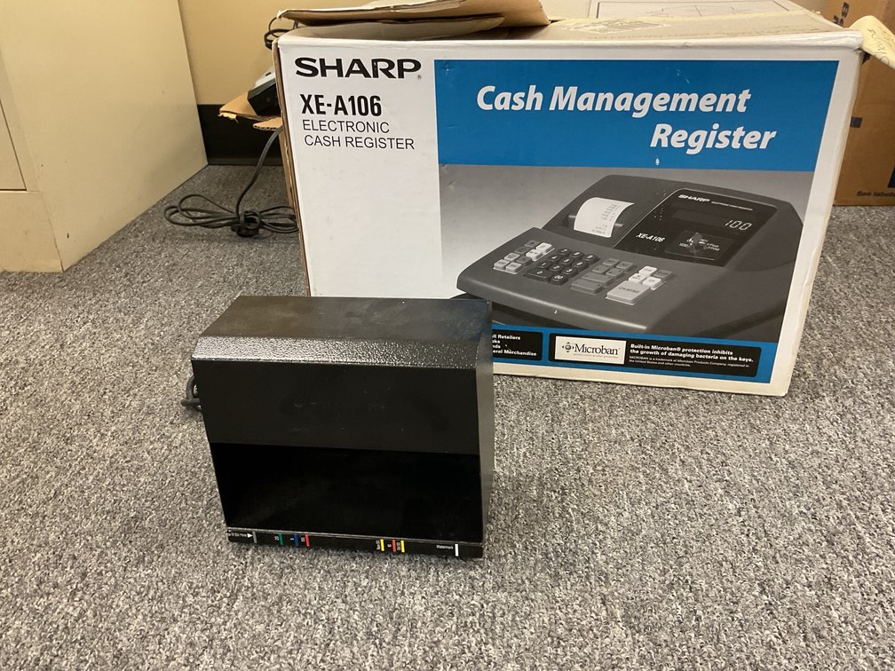 Electronic Cash Register and Counterfeit Bill Detector