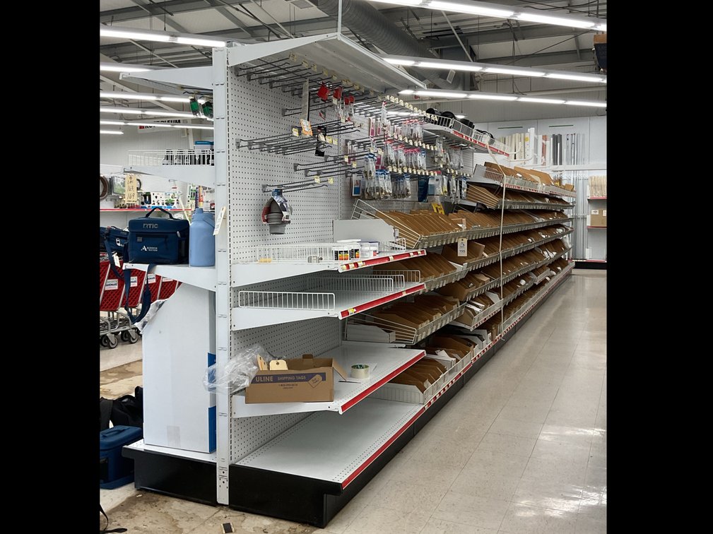 White Metal Retail Store Gondola Shelving Run