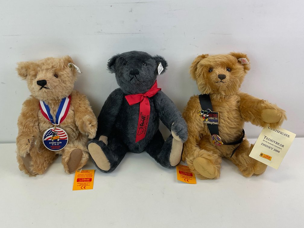 Steiff Bears