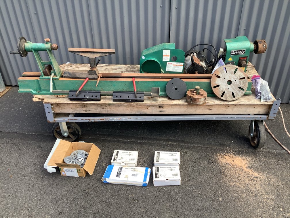 Grizzly Industrial Variable Speed Wood Lathe