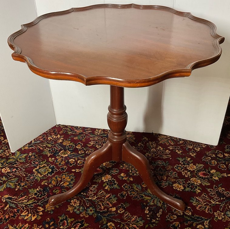 Chippendale Style Pie-Crust Edge Table
