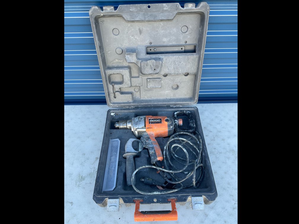 RIDGID R7120 1/2-inch Corded Spade Handle Drill with Case
