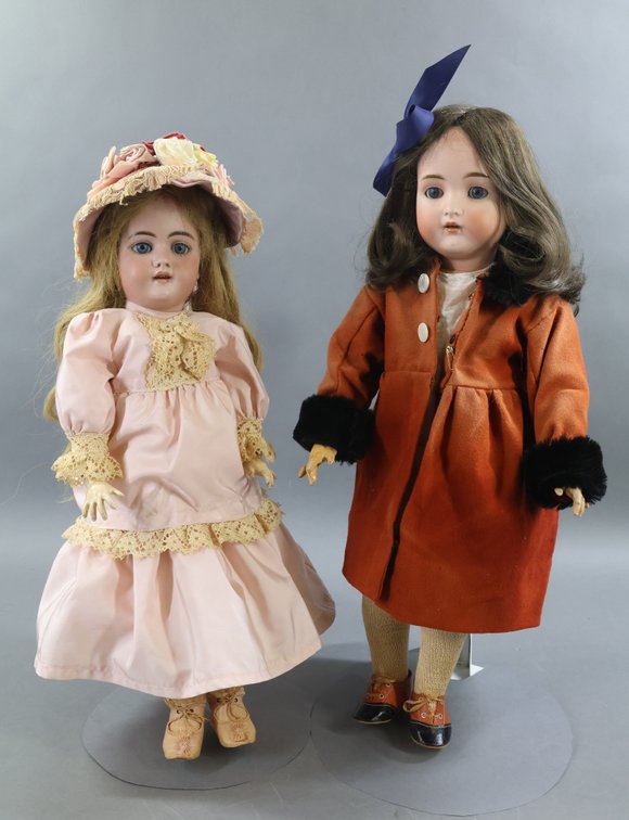 GERMAN BISQUE DOLLS.