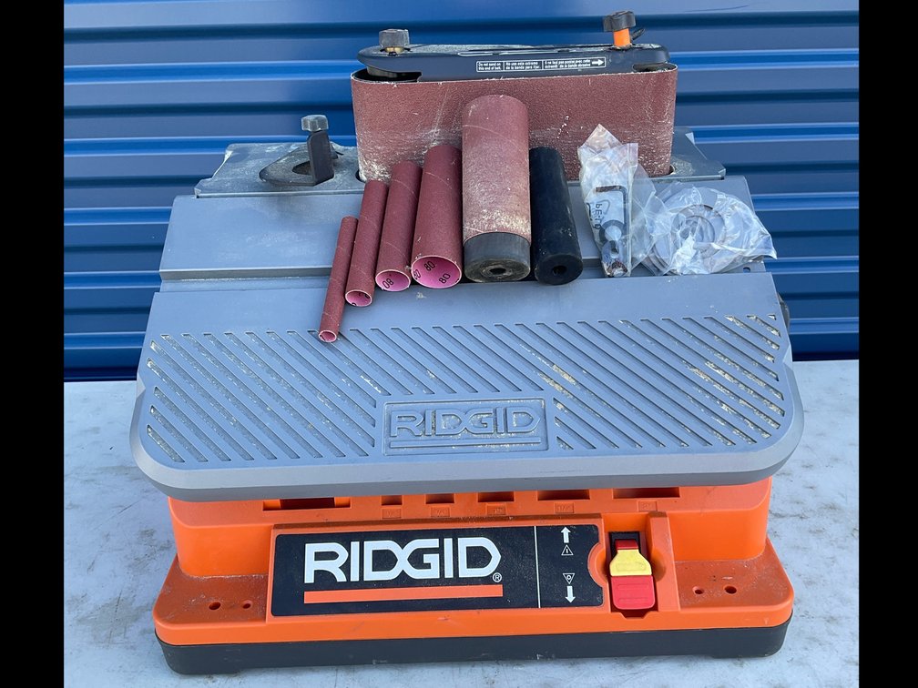 RIDGID Oscillating Edge Belt and Spindle Sander