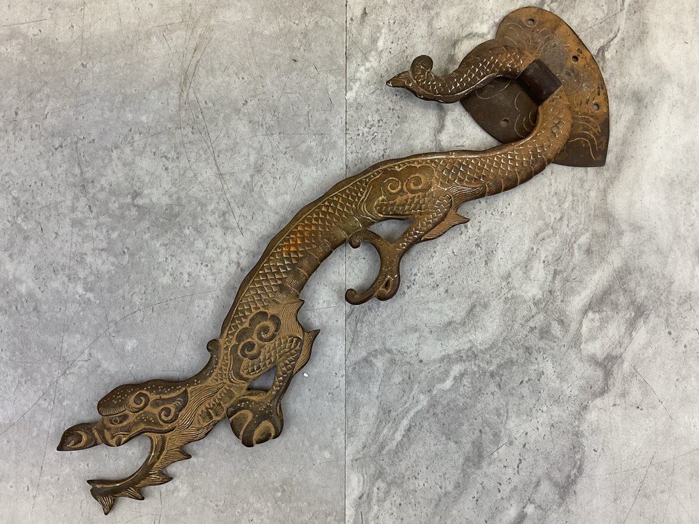 Dragon Door Pull Handle