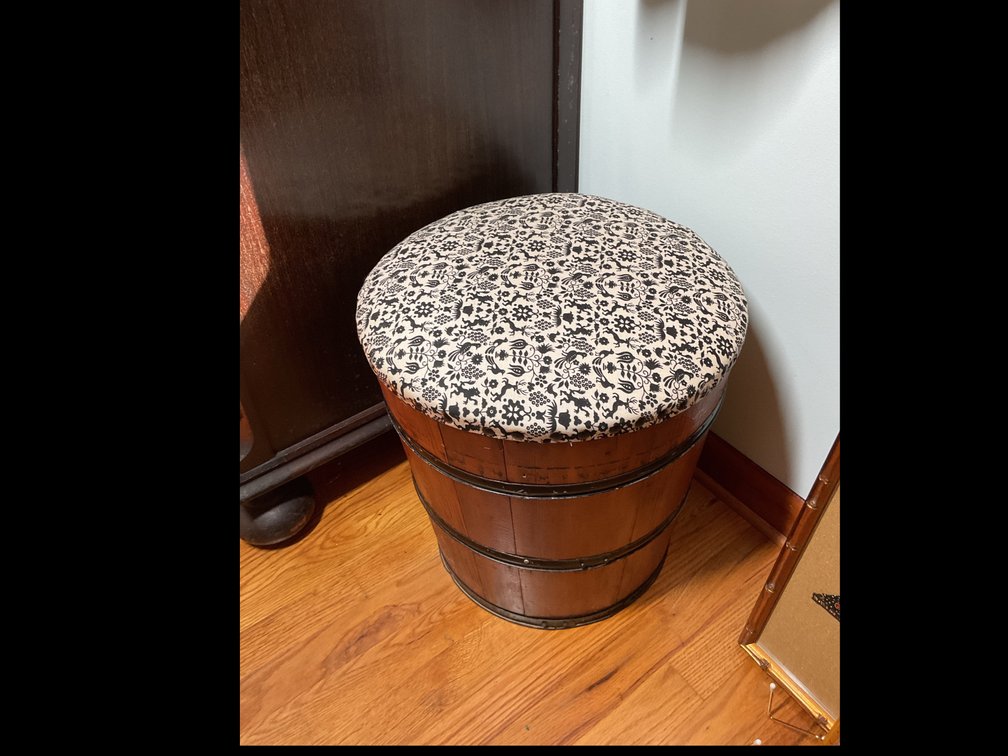 Wooden Barrel Stool with Upholstered Seat