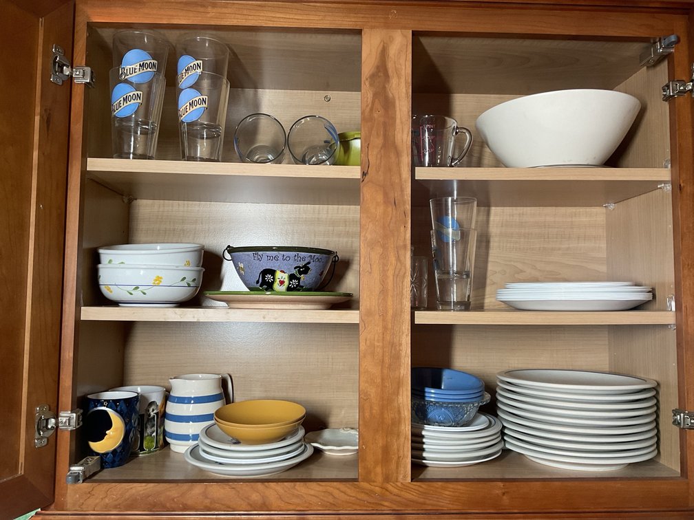 Kitchen Dishware, Glassware, and Mugs