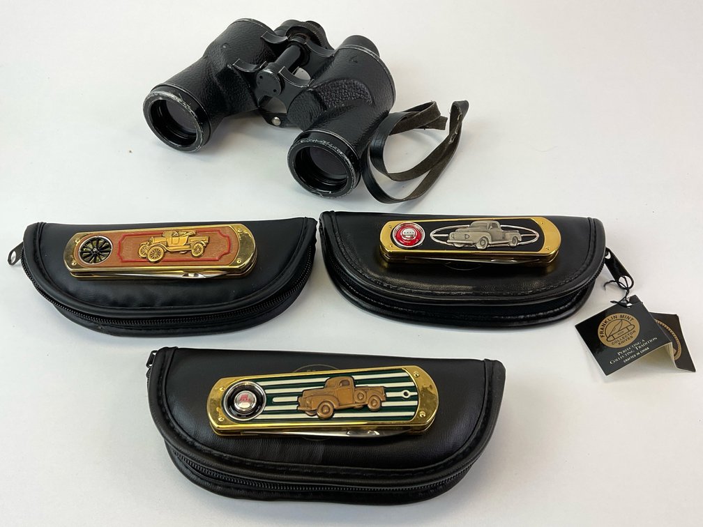 Vintage Binoculars and Franklin Mint Pocket Knives