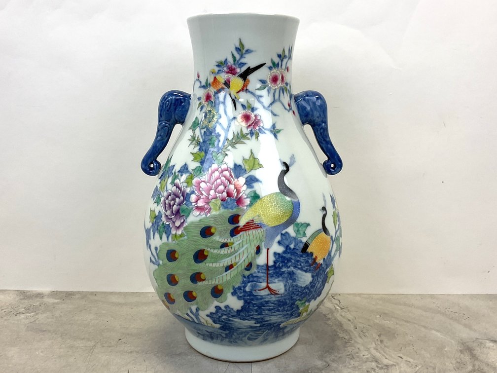 Chinese Porcelain Vase