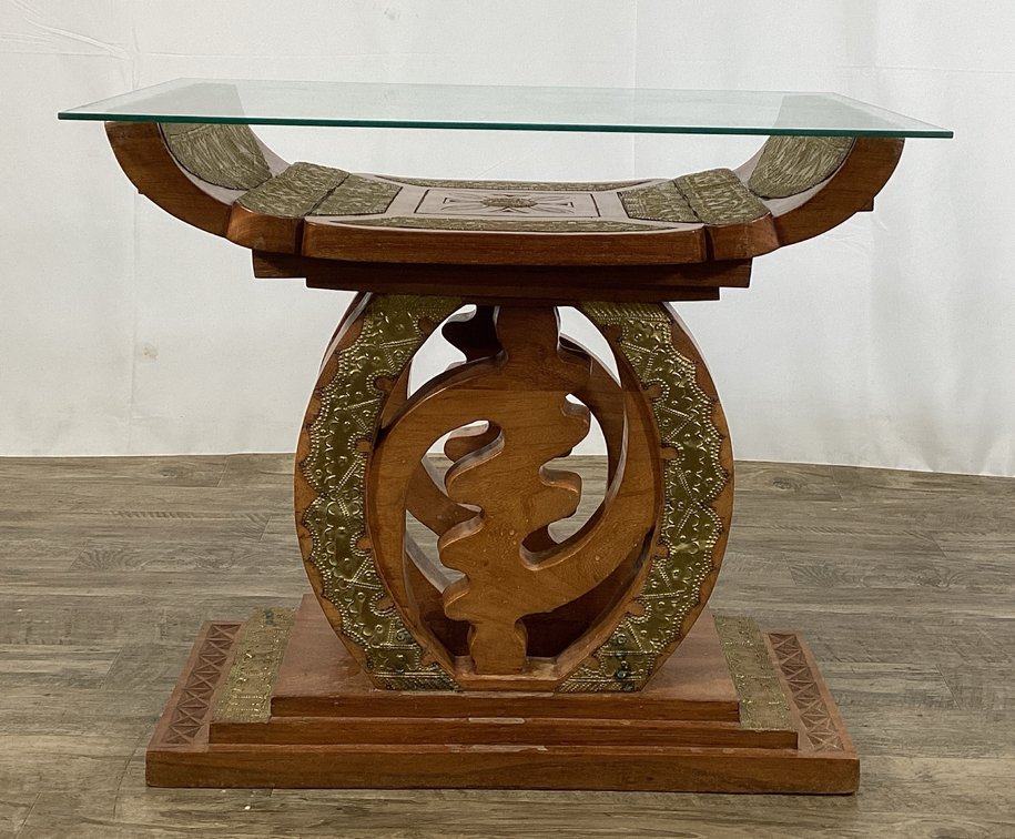 Gye Nyame Stool Table with Glass Top