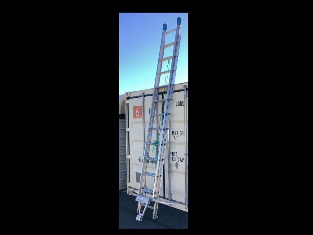 Werner 24 Ft Extension Ladder with Stabilizer