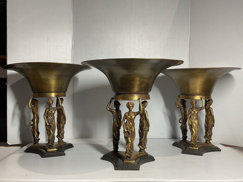 Centerpiece Bowls