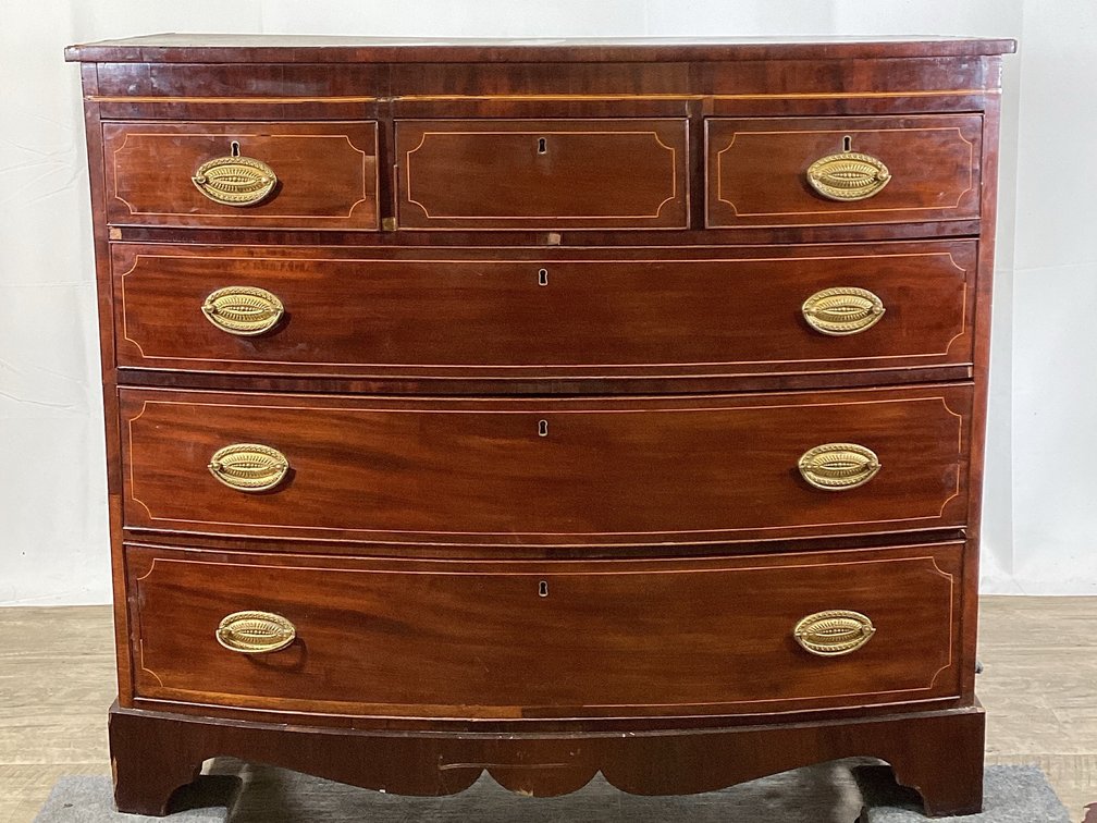 Bowfront Chest of Drawers