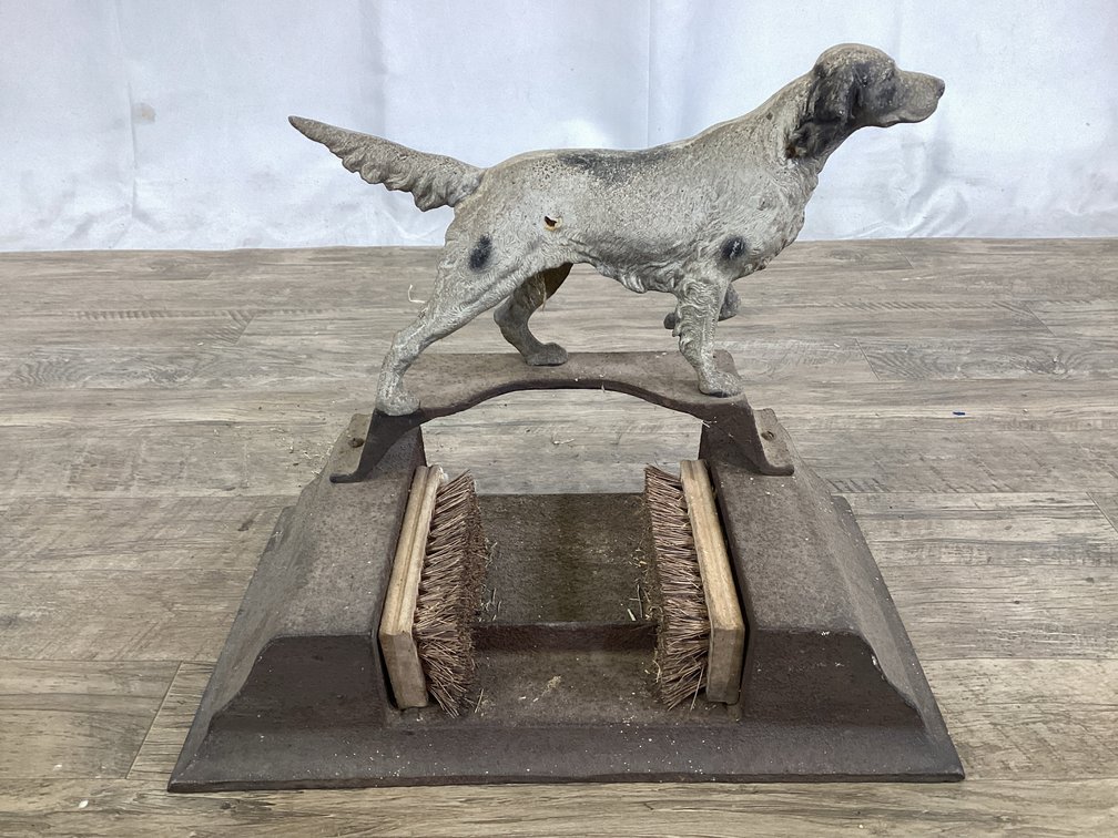 Hunting Dog Boot Scraper with Brushes