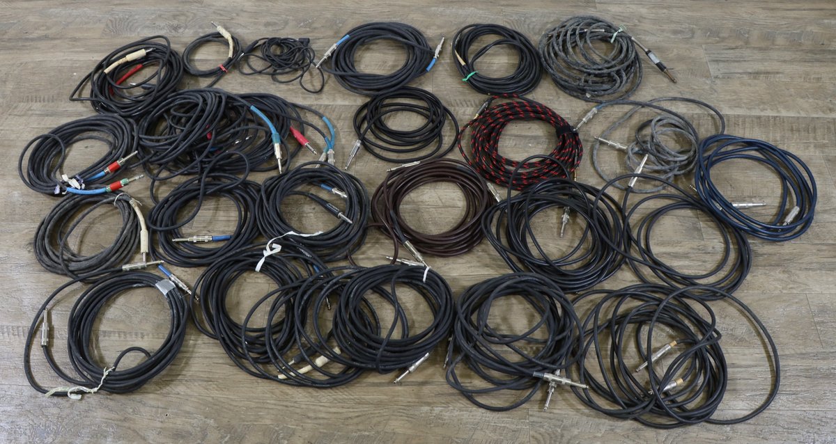 Box of 30+ Guitar Cables