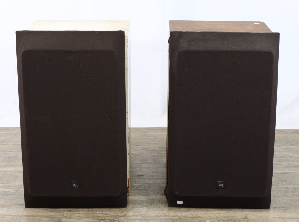 2x JBL 4311 Control Monitor Cabinets