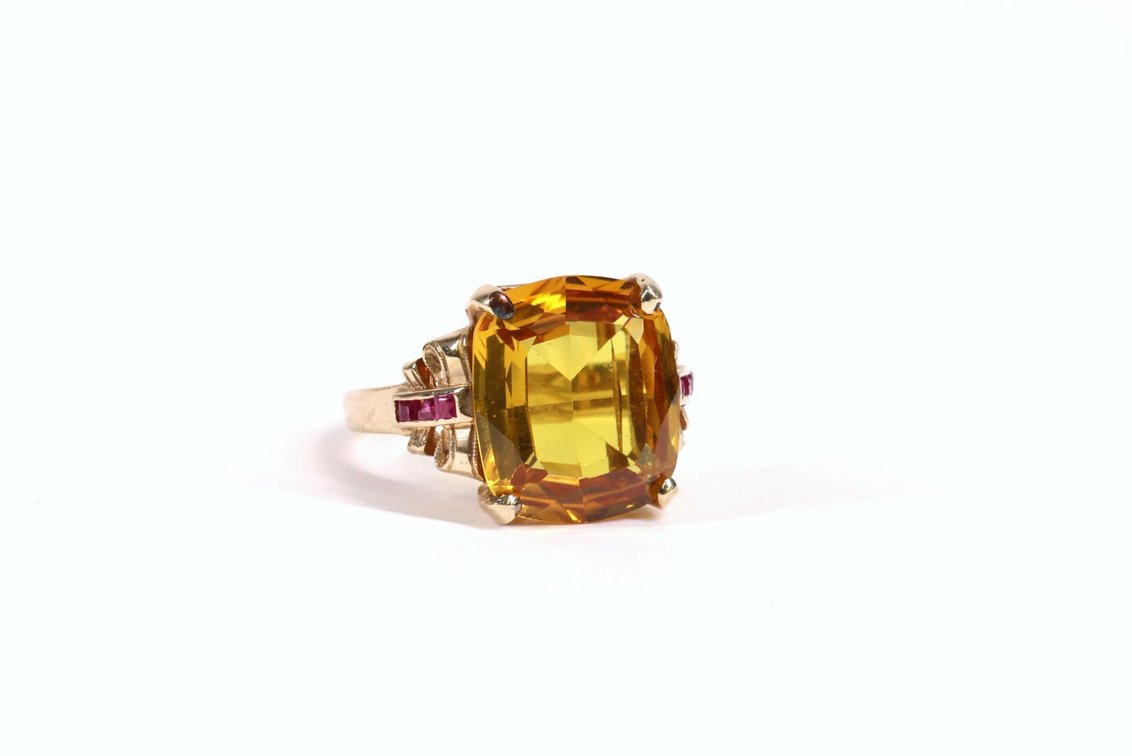 14k YG Orange Sapphire Ring