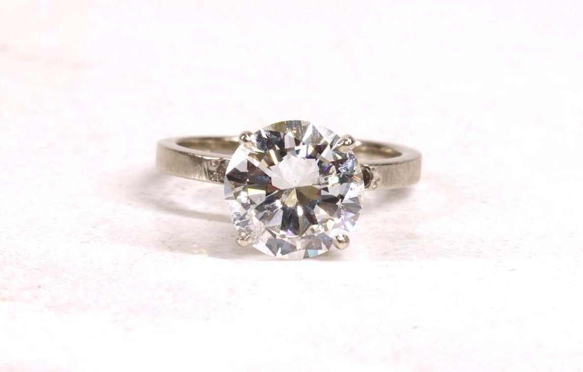 14k WG Diamond Ring, 2.75 Carats