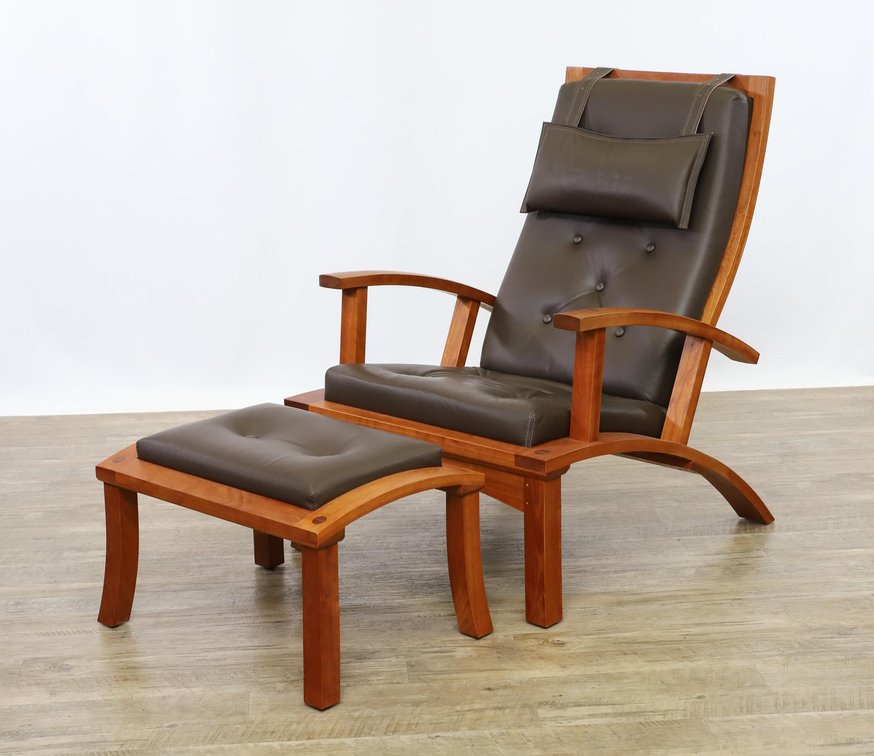 Thomas Moser Lolling Chair and Ottoman